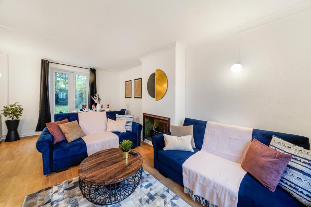 Boutique Shepherds Bush Abode- Garden- Sleeps 12 Londres